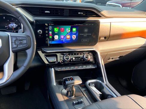 Used 2024 GMC Sierra 1500 Denali w/ Denali Reserve Package image 7