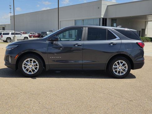 Used 2023 Chevrolet Equinox LT FWD image 34