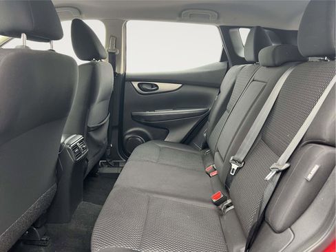 Used 2022 Nissan Rogue Sport S image 13