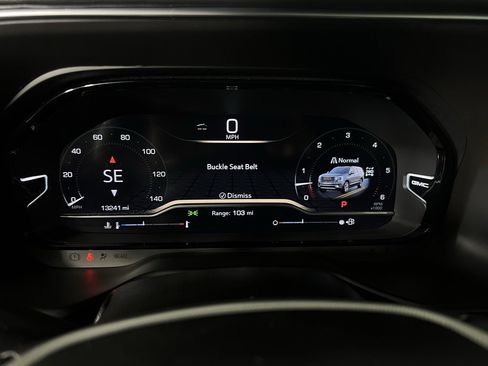 Used 2024 GMC Yukon Denali image 17