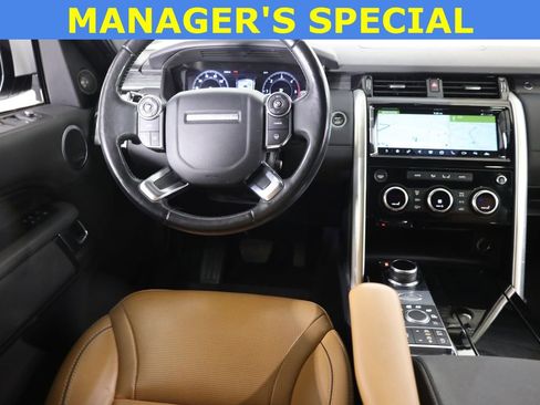 Used 2018 Land Rover Discovery HSE AWD/4WD image 42