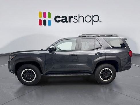 Used 2025 Toyota 4Runner TRD Off-Road Premium AWD/4WD image 2