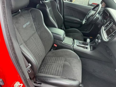 Used 2023 Dodge Charger R/T w/ Daytona Edition Group RWD image 6