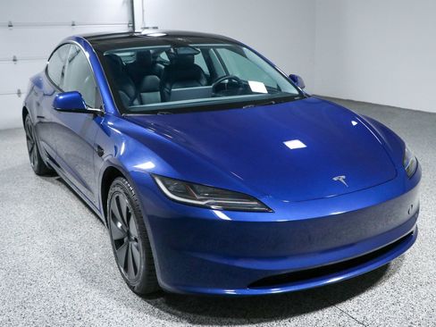 Used 2025 Tesla Model 3 Long Range AWD/4WD image 5
