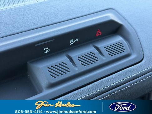 New 2025 Ford Bronco Outer Banks image 32