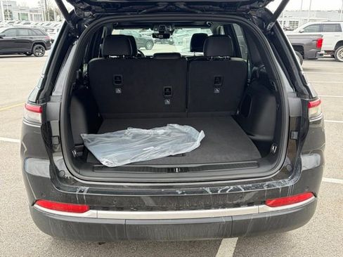 New 2026 Jeep Grand Cherokee Limited image 7