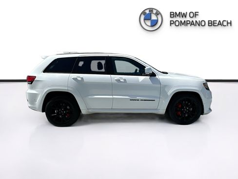 Used 2017 Jeep Grand Cherokee SRT AWD/4WD image 8