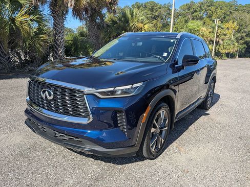 Used 2025 INFINITI QX60 Luxe FWD image 3