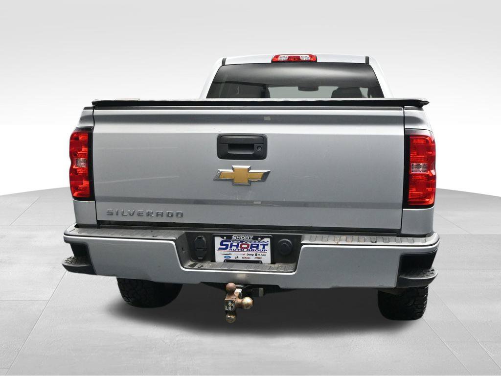 Used 2016 Chevrolet Silverado 1500 Custom w/ Custom Convenience Package AWD/4WD image 4