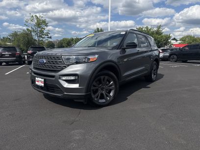 Used 2022 Ford Explorer XLT w/ Equipment Group 202A