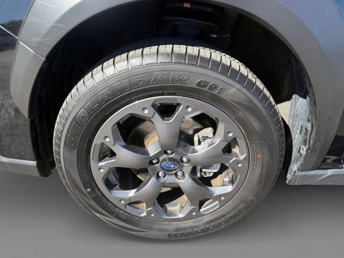 Used 2023 Subaru Crosstrek 2.5i Sport AWD/4WD image 9