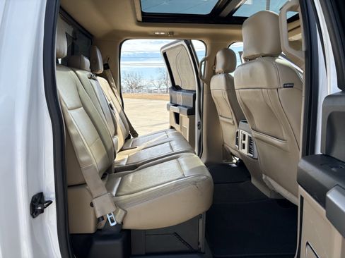 Used 2017 Ford F250 Lariat w/ Lariat Ultimate Package image 13