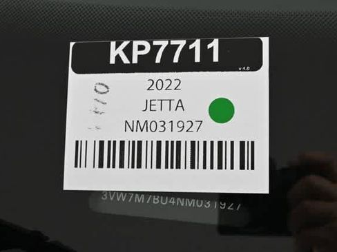 Certified 2022 Volkswagen Jetta SE image 28