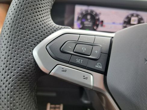 New 2026 Volkswagen Tiguan SEL R-Line AWD/4WD image 14