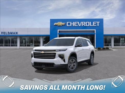 New 2026 Chevrolet Traverse LT w/ Driver Confidence Package FWD image 8