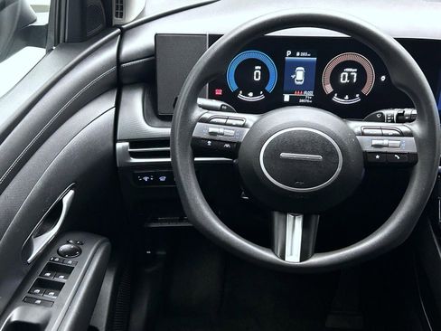 Used 2025 Hyundai Tucson SEL image 12