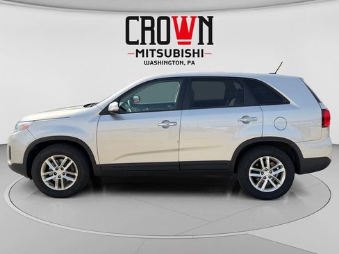 Used 2015 Kia Sorento LX FWD image 1