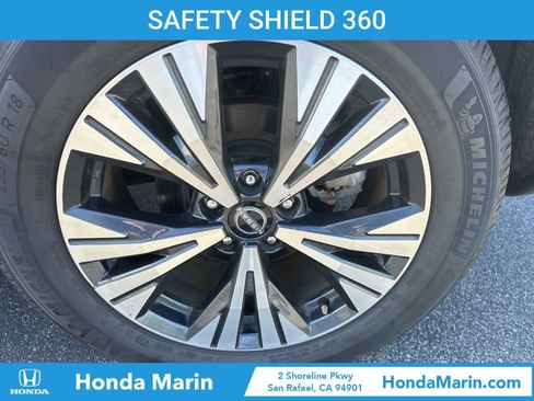 Used 2023 Nissan Rogue SV AWD/4WD image 13