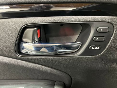 Certified 2025 Honda Ridgeline Black Edition image 12