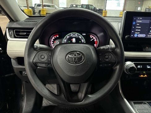 Certified 2023 Toyota RAV4 XLE image 18