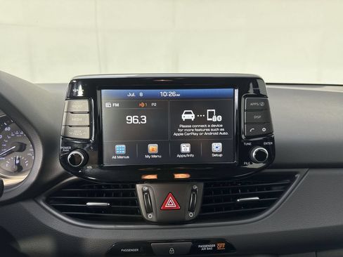 Used 2018 Hyundai Elantra GT FWD image 6