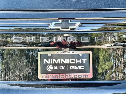 Certified 2023 Chevrolet Suburban RST w/ Luxury Package image 32