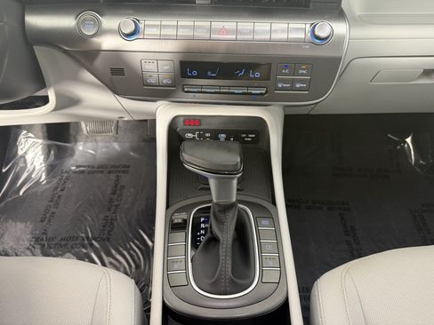 Used 2026 Hyundai Kona SEL Sport FWD image 17