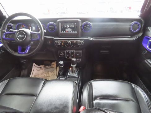 Used 2020 Jeep Wrangler Unlimited Sahara w/ Cold Weather Group image 25