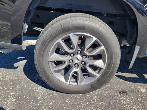 Used 2020 Chevrolet Silverado 1500 RST w/ Convenience Package image 9