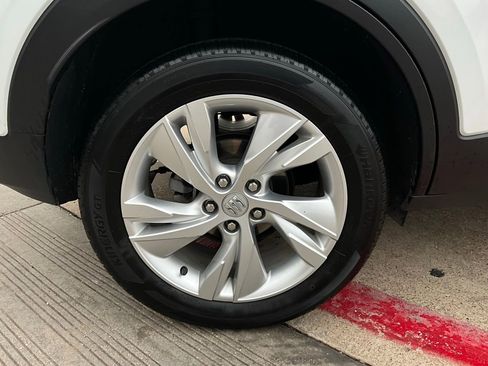 Used 2025 Buick Encore GX Preferred image 9