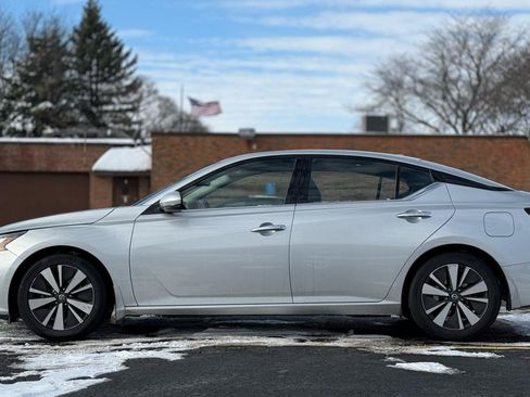 Used 2020 Nissan Altima 2.5 SL FWD image 4