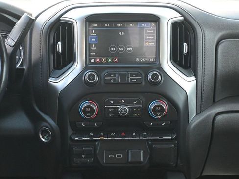 Used 2020 Chevrolet Silverado 1500 RST image 12