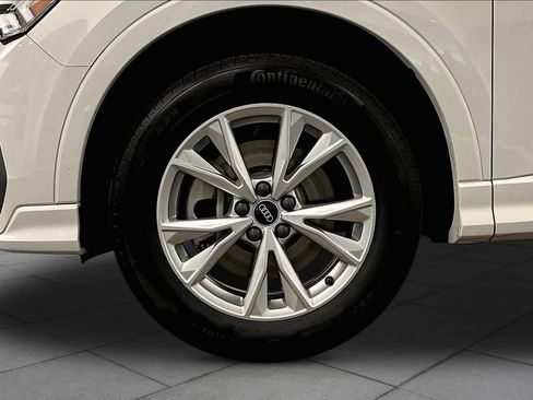 Certified 2023 Audi Q3 2.0T Premium w/ Convenience Package image 11