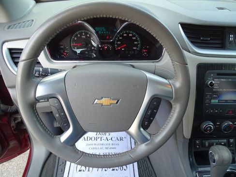 Used 2017 Chevrolet Traverse AWD LT w/ True North Edition image 18