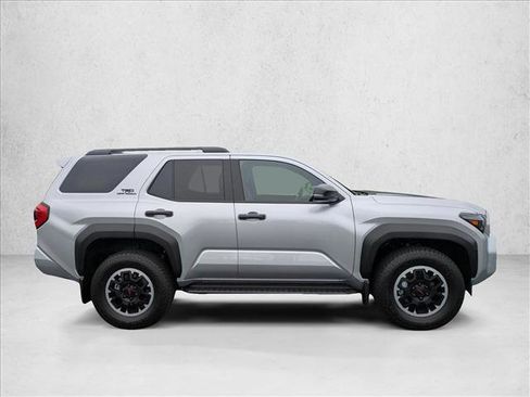 Certified 2025 Toyota 4Runner TRD Off Road image 4