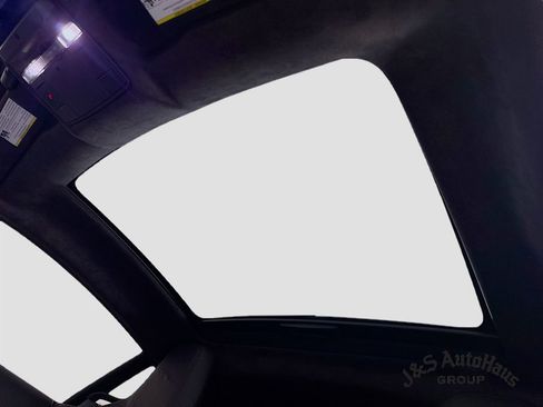 Used 2021 Jaguar F-TYPE R image 16