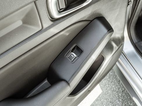 Used 2024 Honda Civic EX-L image 27