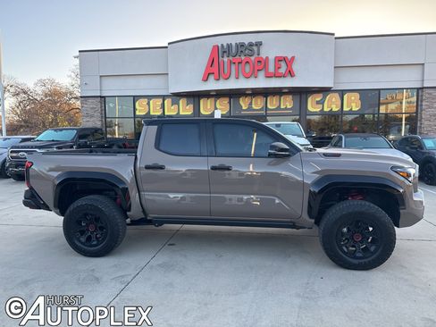 Used 2025 Toyota Tacoma TRD Pro image 1