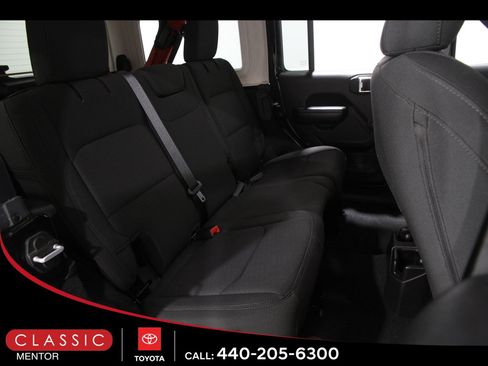 Used 2021 Jeep Wrangler Unlimited Sport image 18