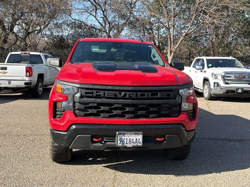 Used 2024 Chevrolet Silverado 1500 Custom Trail Boss w/ LPO, Dark Essentials Package image 2