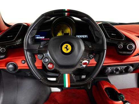 Certified 2019 Ferrari 488 Pista Coupe RWD image 5