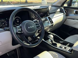 Used 2022 Kia Sorento SX video 2