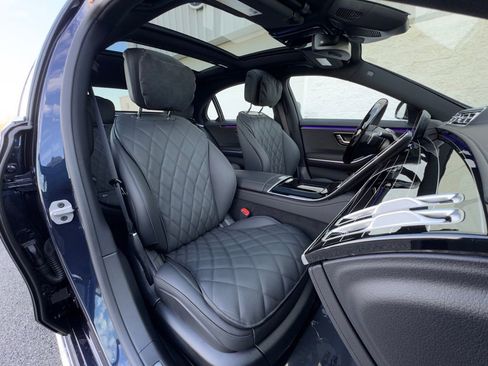 New 2026 Mercedes-Benz S 580 4MATIC Sedan image 19