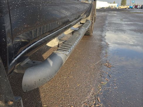 Used 2022 Chevrolet Silverado 1500 LT Trail Boss w/ LPO, Dark Essentials Package image 28