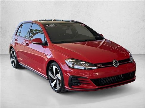 Used 2020 Volkswagen GTI SE FWD image 5
