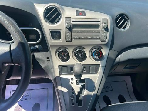 Used 2010 Toyota Matrix FWD image 13