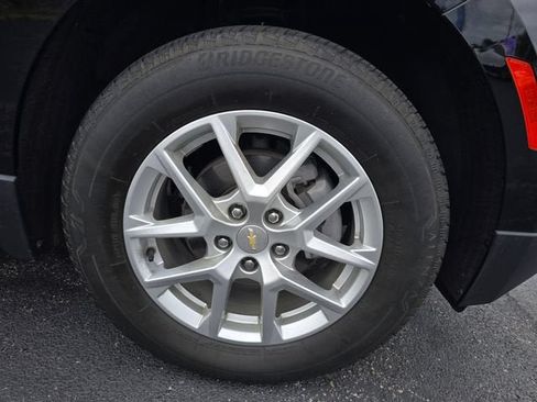 Used 2022 Chevrolet Equinox LT AWD/4WD image 11