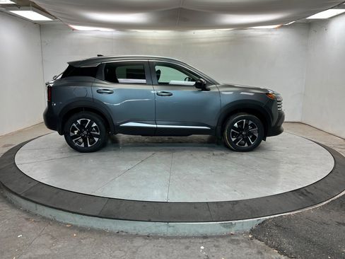 New 2026 Nissan Kicks SV image 6