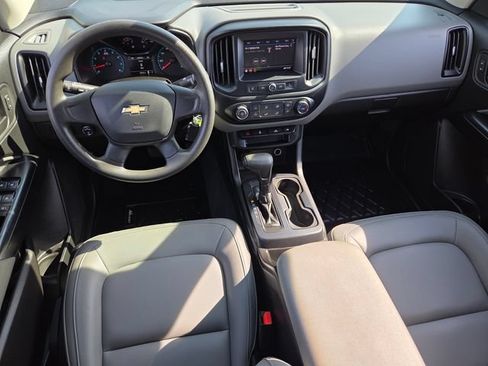 Used 2020 Chevrolet Colorado W/T AWD/4WD image 9