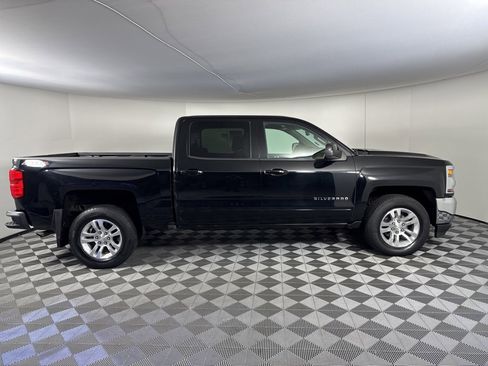 Used 2018 Chevrolet Silverado 1500 LT w/ All Star Edition image 6